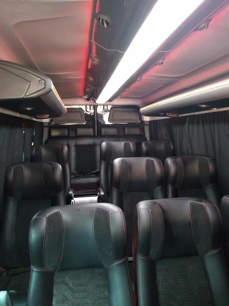 Ônibus Sprinter Van CDI 415 2019 seminovo à venda, código 659 - foto 07