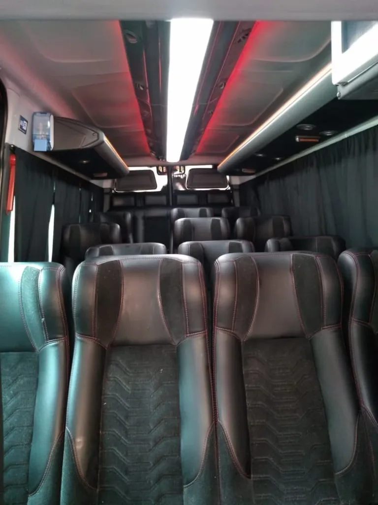 Ônibus Sprinter Van CDI 415 2019 seminovo à venda, código 659 - foto 08