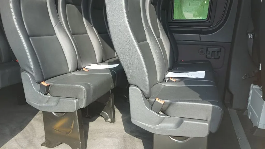 Ônibus Sprinter Van CDI 416 2020 seminovo à venda, código 725 - foto 04