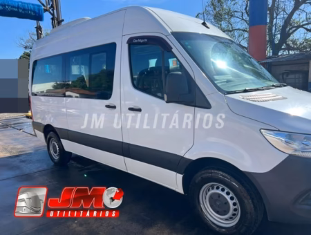 Van Sprinter CDI 417 ano 2023 à venda COD.779