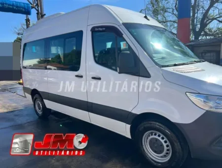 Ônibus Sprinter Van CDI 417 2023 seminovo à venda, código 779 - foto 01