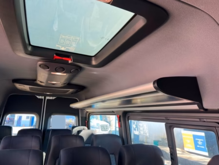 Van Sprinter CDI 417 ano 2023 à venda COD.779