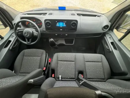 Ônibus Sprinter Van Executiva CDI 517 Luxo 2025 seminovo à venda, código 257 - foto 04