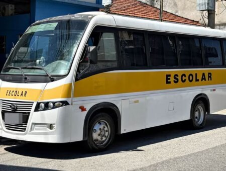Ônibus Volare Micro-onibus V8 Escolar 2006 seminovo à venda, código 750 - foto 01