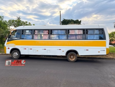 Micro-ônibus escolar Marcopolo Volare V8L 2014 COD.786