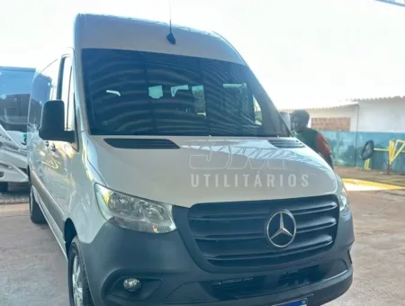 Van Sprinter 416 CDI Luxo 2023 seminova à venda, código 1806 - foto 02