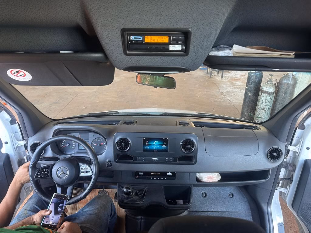 Van Sprinter 416 CDI Luxo 2023 Executiva COD.1806