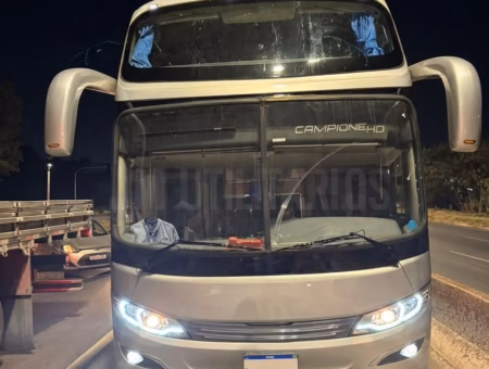 Ônibus Comil Campione HD 6x2 Volvo B420R 2012 seminovo à venda, código 446 - foto 02