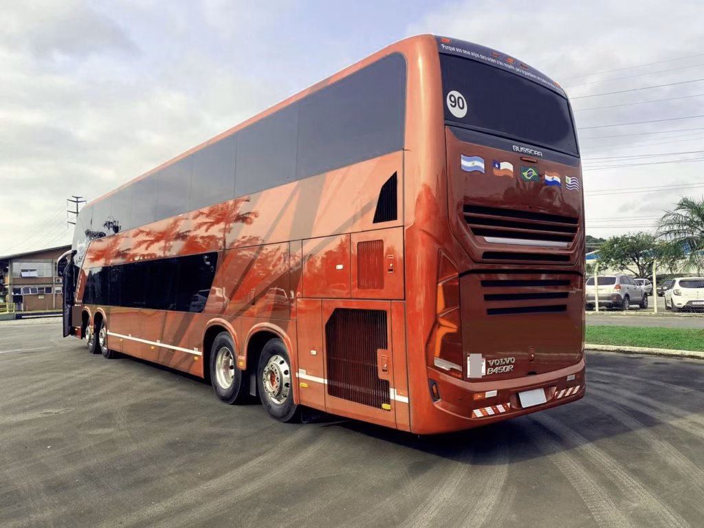 Ônibus Busscar Vissta Buss DD Volvo B450R 8x2 2021 seminovo à venda, código 398 - foto 04