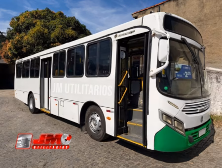 Ônibus Caio Onibus Apache VIP OF 1519 2015 seminovo à venda, código 13 - foto 01