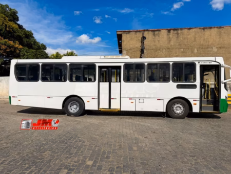 Ônibus Caio Onibus Apache VIP OF 1519 2015 seminovo à venda, código 13 - foto 03