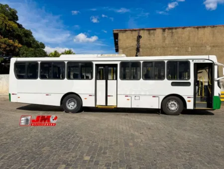 Ônibus Caio Onibus Apache VIP OF 1519 2015 seminovo à venda, código 13 - foto 03
