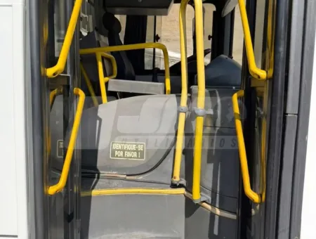 Ônibus Caio Onibus Apache VIP OF 1519 2015 seminovo à venda, código 13 - foto 06