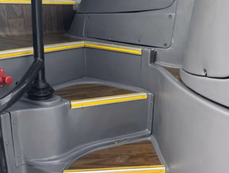 Ônibus Comil Campione 3.25 VW 17.230 JM 2023 seminovo à venda, código 1083 - foto 02