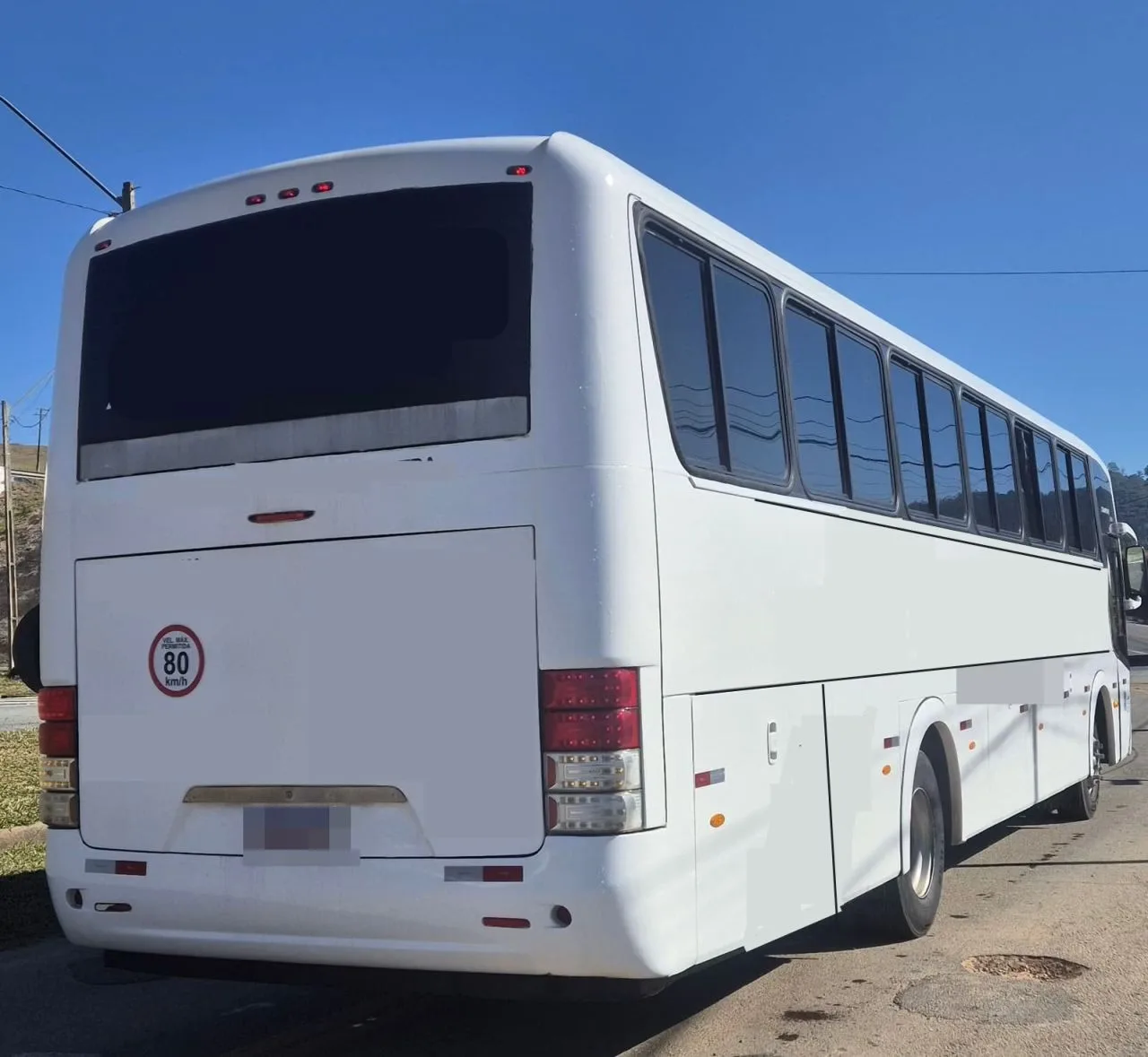 Ônibus Comil Campione 3.45 VW 17.230 2012 seminovo à venda, código 309 - foto 03