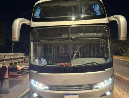 Ônibus Comil Campione HD 6x2 Volvo B420R 2012 seminovo à venda, código 446 - foto 02