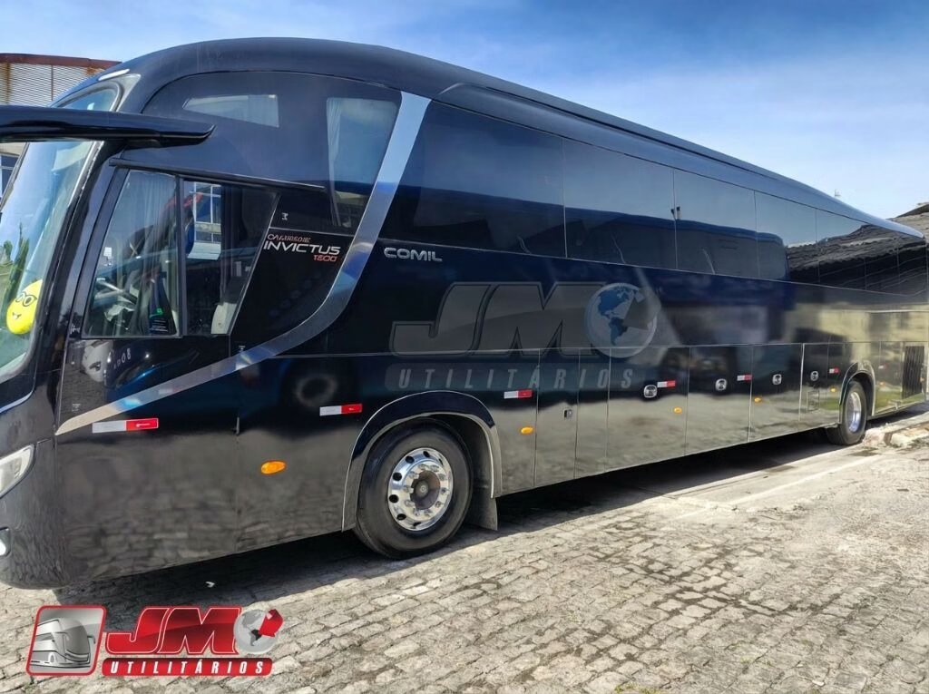 Ônibus Comil Campione Invictus 1200 B11R 2016 seminovo à venda, código 444 - foto 02