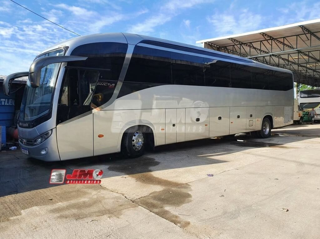 Ônibus Comil Campione Invictus 1200 B11R 2016 seminovo à venda, código 444 - foto 04