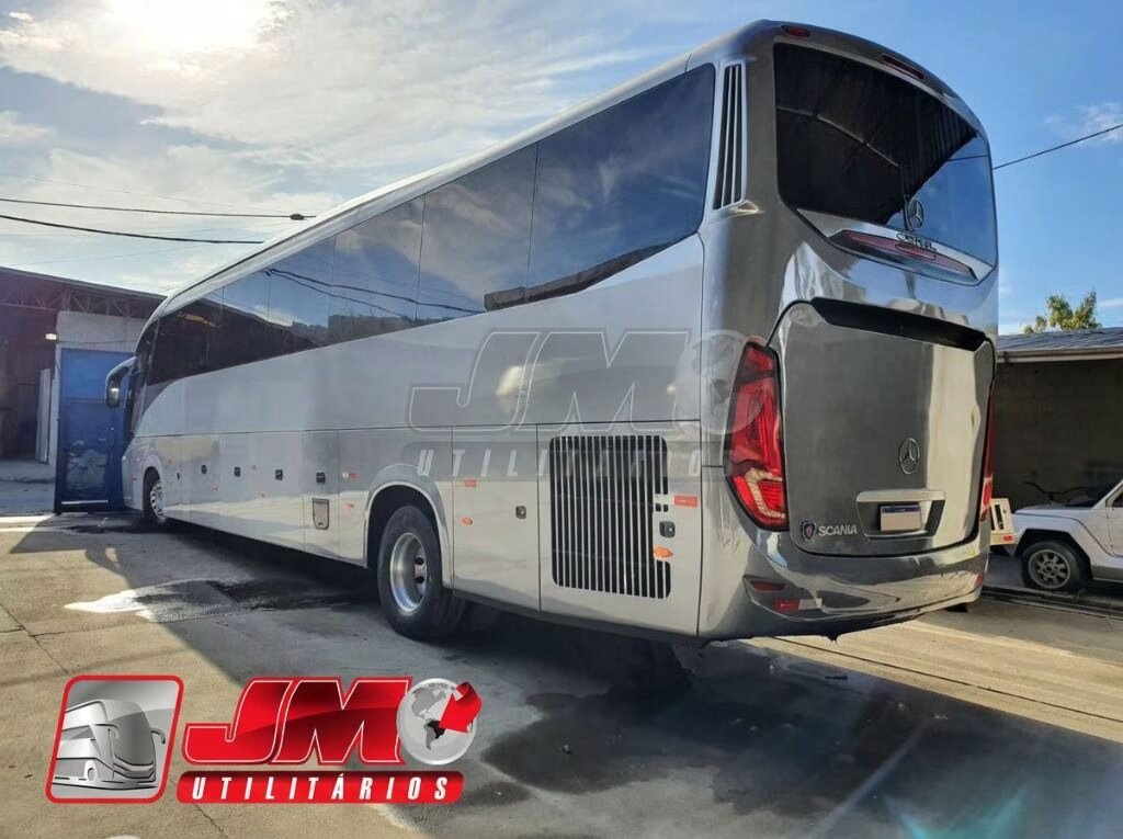 Ônibus Comil Campione Invictus 1200 B11R 2016 seminovo à venda, código 444 - foto 05