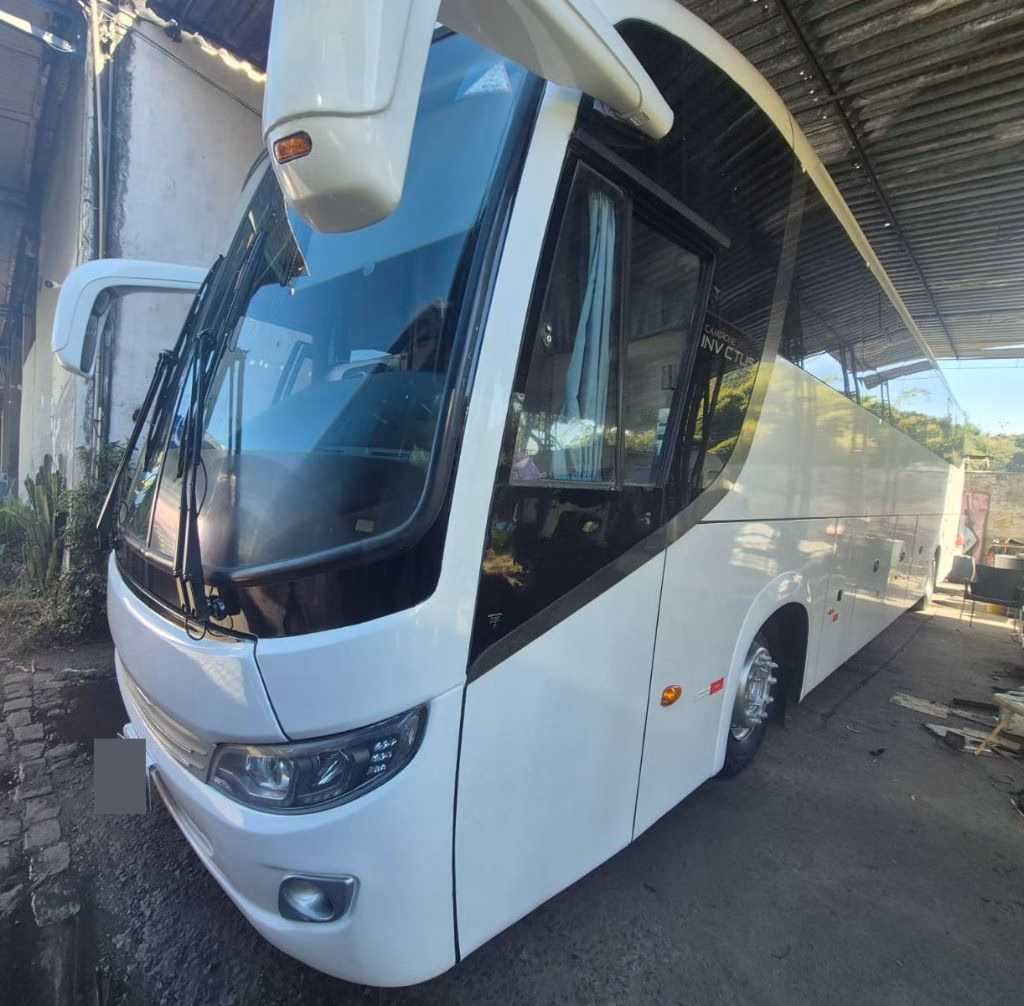 Ônibus Comil Campione Invictus 1200 K310 2018 seminovo à venda, código 383 - foto 02
