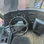 Ônibus Comil Campione Invictus 1200 K310 2018 seminovo à venda, código 383 - foto 04