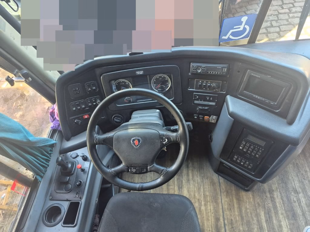 Ônibus Comil Campione Invictus 1200 K310 2018 seminovo à venda, código 383 - foto 04