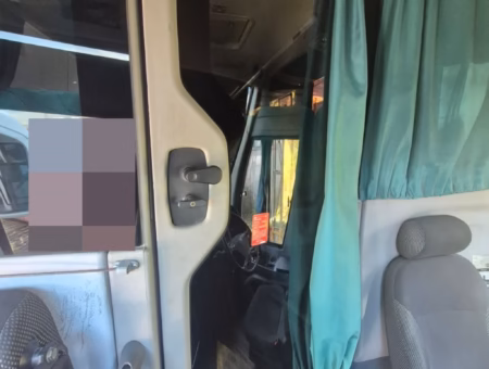 Ônibus Comil Campione Invictus 1200 K310 2018 seminovo à venda, código 383 - foto 05