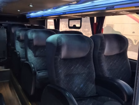 Ônibus Comil Invictus DD B450R 2019 seminovo à venda, código 554 - foto 04