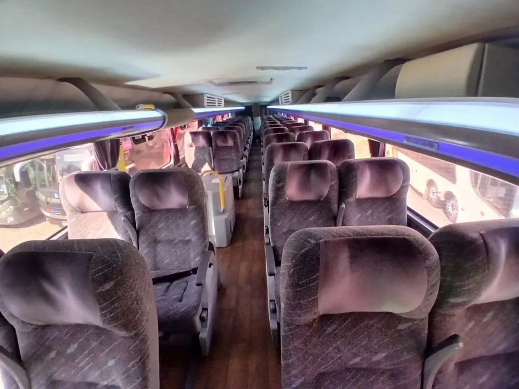 Ônibus Comil Invictus DD B450R 2019 seminovo à venda, código 554 - foto 06