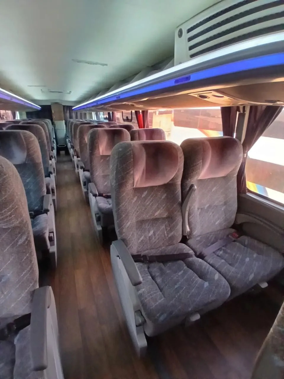 Ônibus Comil Invictus DD B450R 2019 seminovo à venda, código 554 - foto 07
