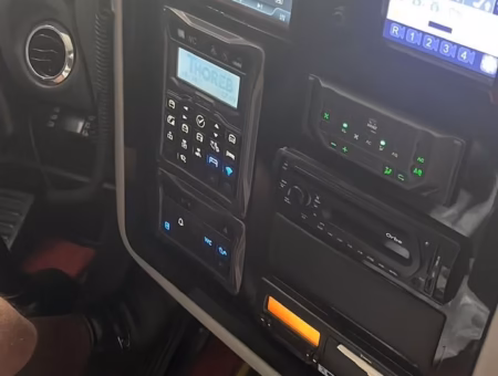 Ônibus Comil Invictus DD Volvo B420R 2022 seminovo à venda, código 267 - foto 04