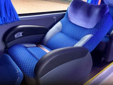 Ônibus Comil Invictus DD Volvo B420R 2022 seminovo à venda, código 267 - foto 07