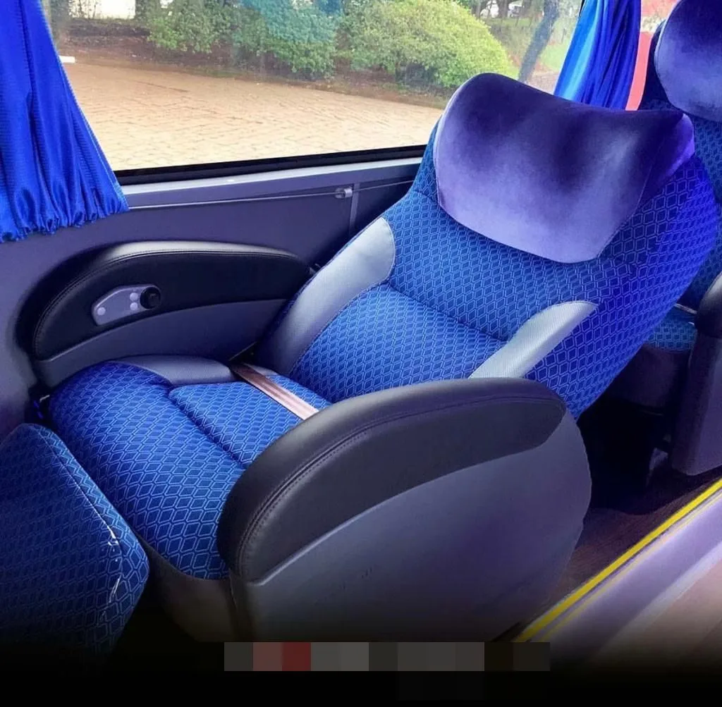 Ônibus Comil Invictus DD Volvo B420R 2022 seminovo à venda, código 267 - foto 07