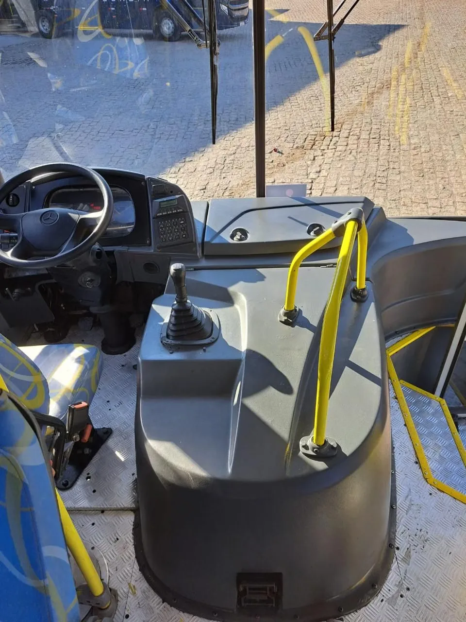 Ônibus Comil Onibus Svelto OF 1721 2015 seminovo à venda, código 308 - foto 06