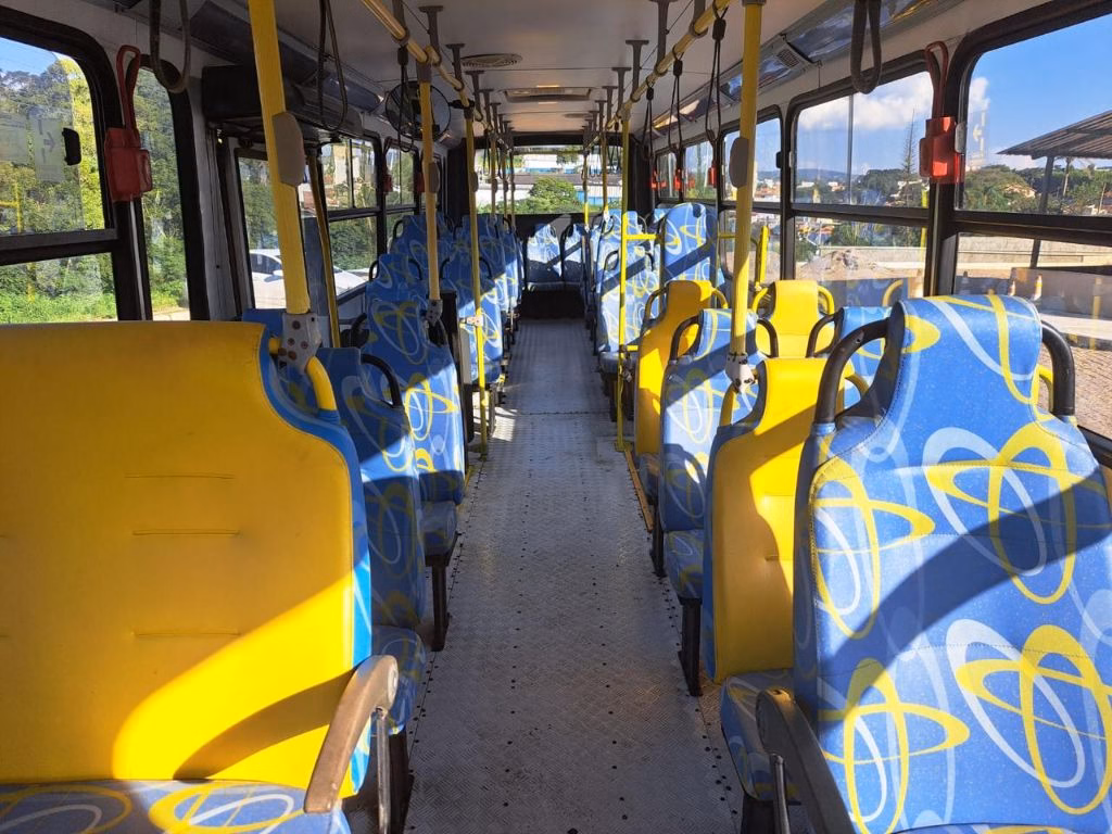 Ônibus Comil Onibus Svelto OF 1721 2015 seminovo à venda, código 308 - foto 07