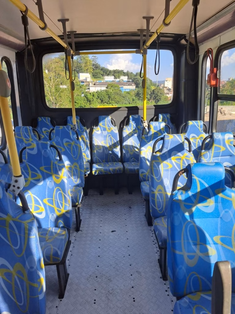 Ônibus Comil Onibus Svelto OF 1721 2015 seminovo à venda, código 308 - foto 09