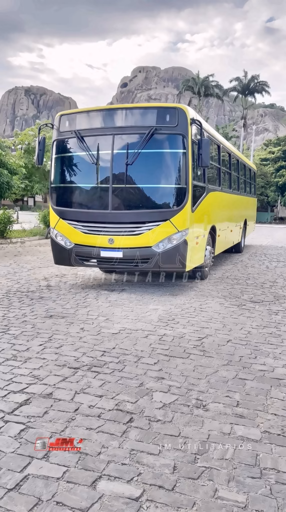 Ônibus Comil Onibus Svelto Volks 17.230 2013 seminovo à venda, código 287 - foto 02