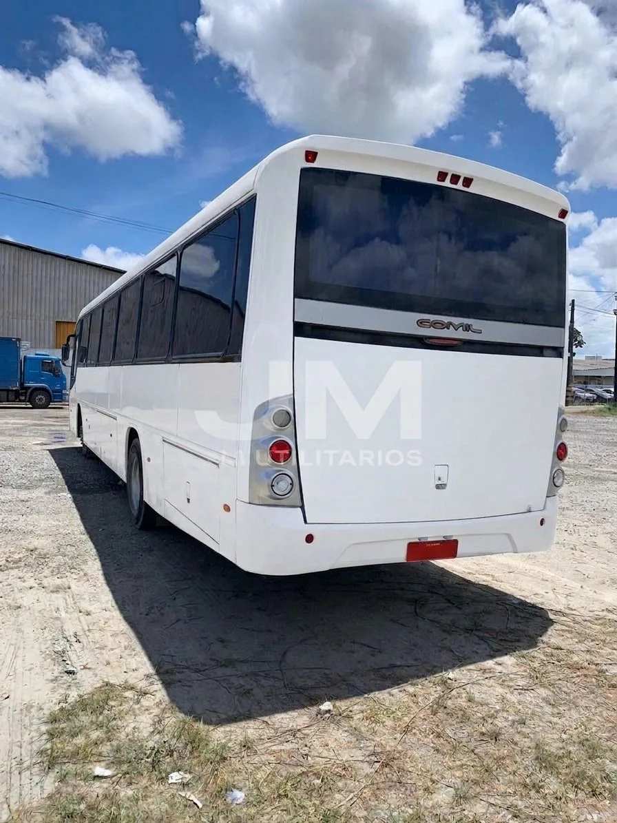 Ônibus Comil Versatile Mercedes-Benz OF 1722 2011 seminovo à venda, código 450 - foto 02