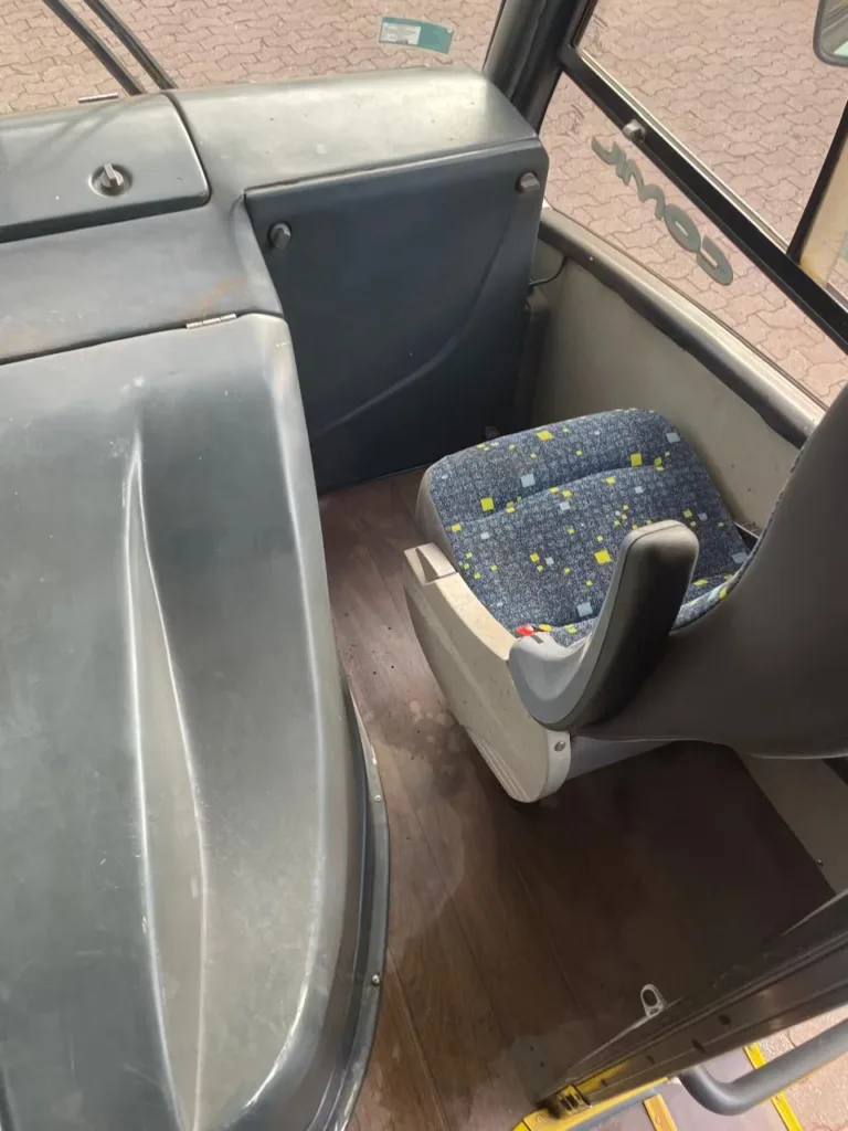 Ônibus Comil Piá Mercedes LO 916 2022 seminovo à venda, código 294 - foto 07
