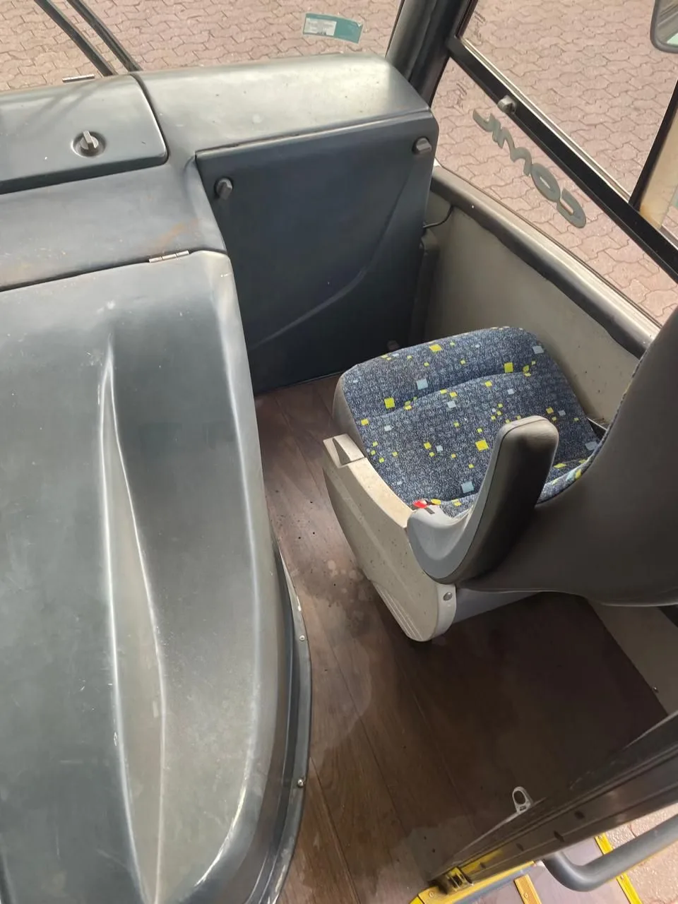 Ônibus Comil Piá Mercedes LO 916 2022 seminovo à venda, código 294 - foto 07