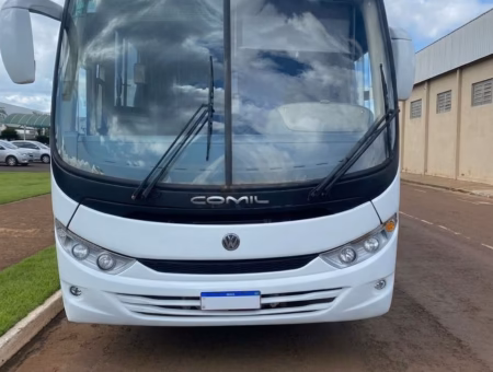 Ônibus Comil Versatile Gold VW 17.230 2015 seminovo à venda, código 813 - foto 01