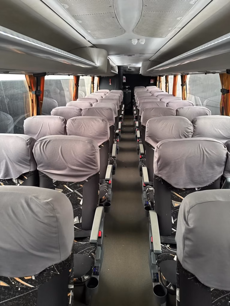 Ônibus Irizar i6 Rodoviario Traseiro M.benz 2013 seminovo à venda, código 298 - foto 07