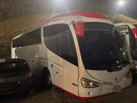 Ônibus Irizar Onibus PB Scania K310 2011 seminovo à venda, código 868 - foto 01