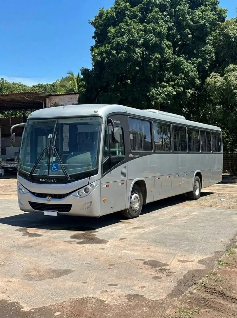 Ônibus Marcopolo Ideale 800 OF 1721 2023 seminovo à venda, código 587 - foto 02
