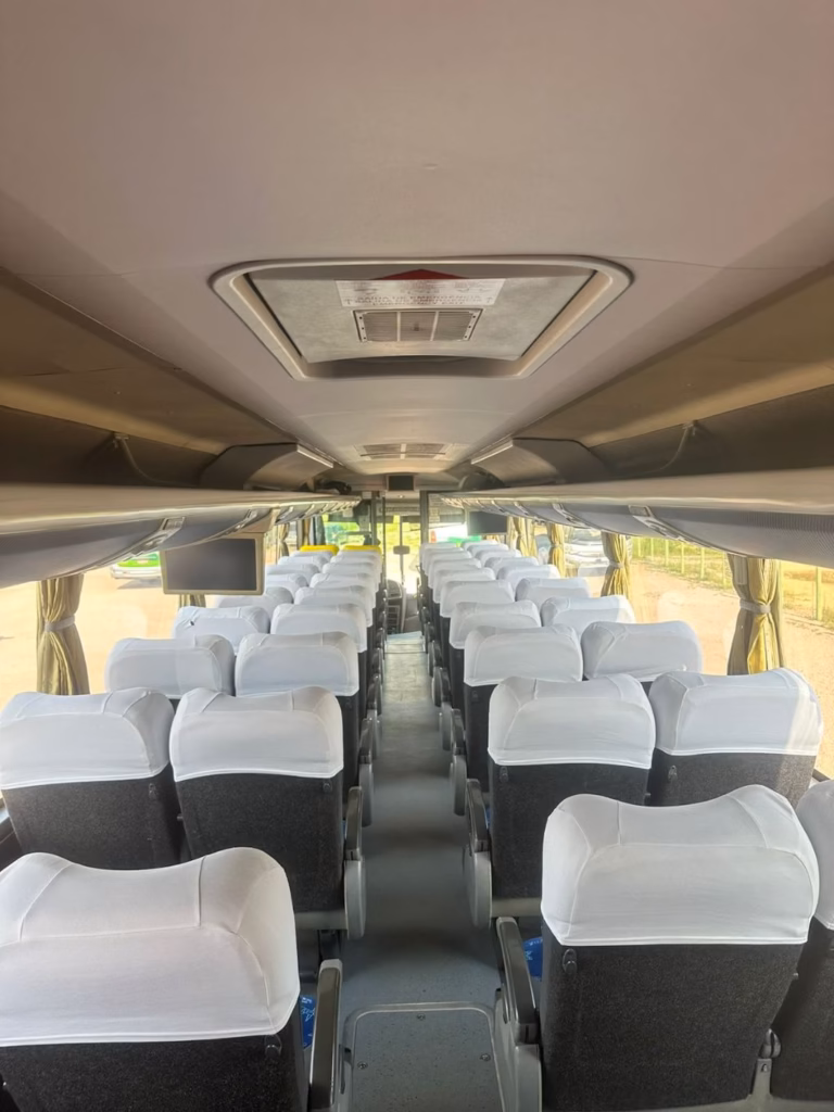 Ônibus Marcopolo Paradiso 1050 G7 B7R 2014 seminovo à venda, código 420 - foto 04