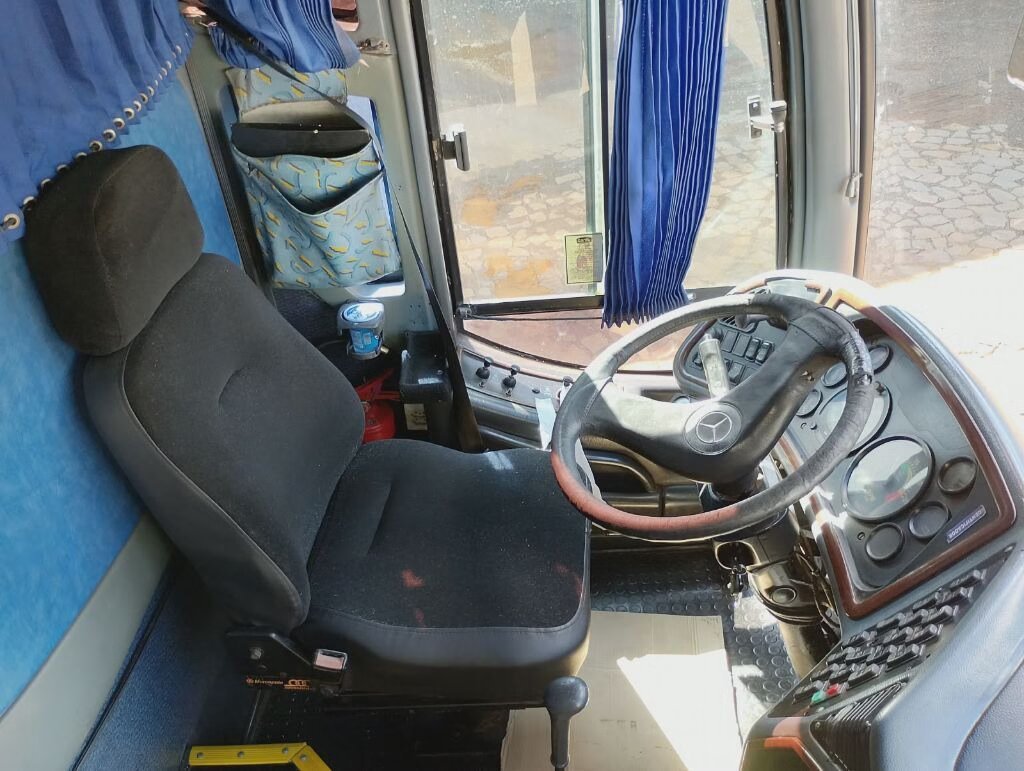 Ônibus Marcopolo Paradiso 1200 G6 O400 RSD leito 2003 seminovo à venda, código 808 - foto 06