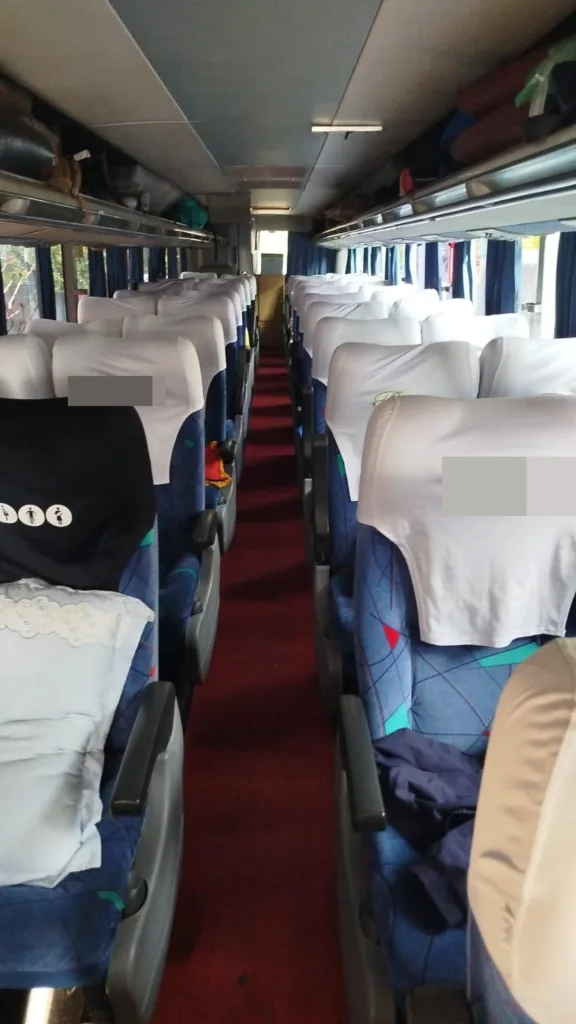 Ônibus Marcopolo Paradiso 1550 G6 2009 seminovo à venda, código 127 - foto 07