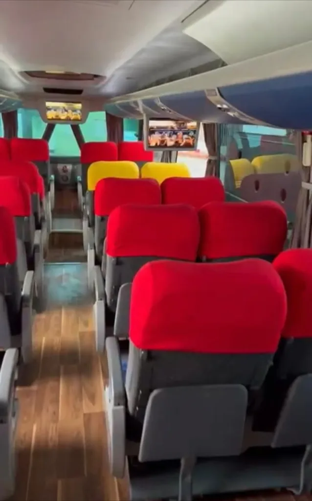 Ônibus Marcopolo Paradiso 1600 LD G7 K400 JM 2015 seminovo à venda, código 1112 - foto 05