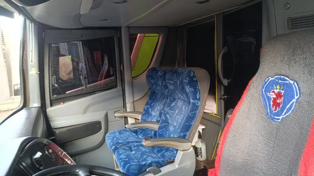 Ônibus Marcopolo Paradiso 1800 DD G7 K400 Trucado 8x2 2014 seminovo à venda, código 626 - foto 04