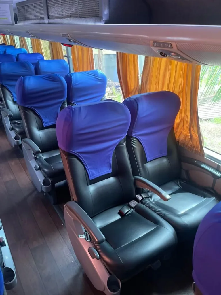 Ônibus Marcopolo Paradiso 1800 DD G7 O500 RSD Trucado 6x2 2015 seminovo à venda, código 571 - foto 07